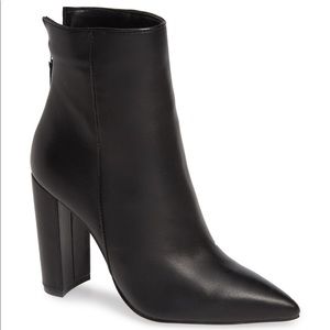 Steve Madden pointed toe boots